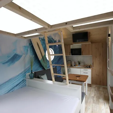Tiny Wave Tiny House Auf Dem Strandgut * كوكسهافن